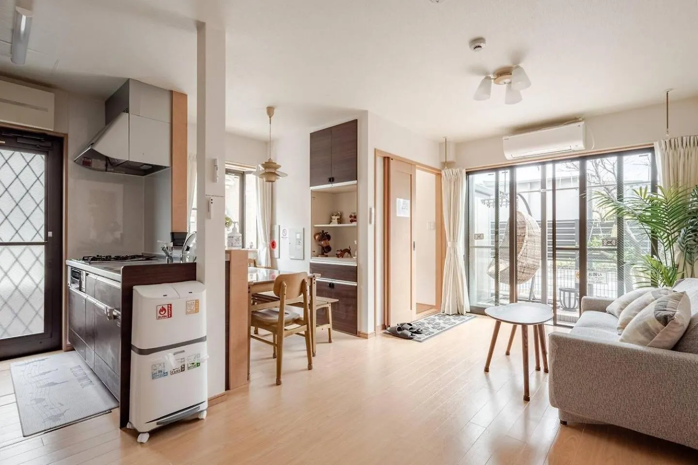 Apartment 灯光旅館-高砂 Tokyo